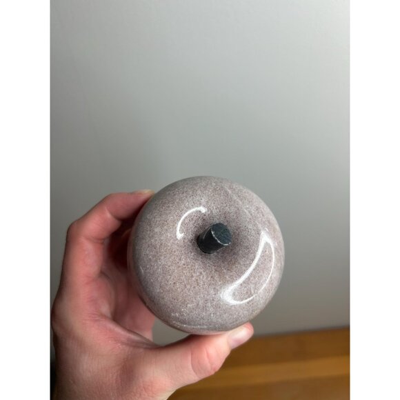 Vintage Alabaster Marble Stone apple Paperweight Décor With Brass Stem fruit - Picture 6 of 6